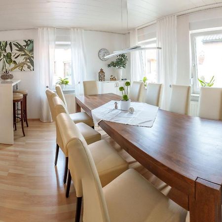 Wilhelm Appartements 100Qm Im Zentrum Brackenheim Naehe Tripsdrill Eksteriør bilde