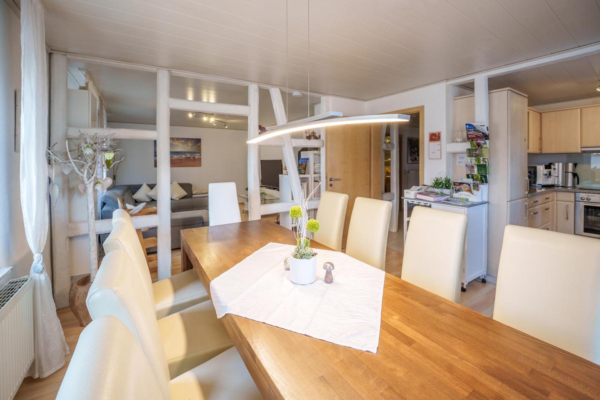 Wilhelm Appartements 100Qm Im Zentrum Brackenheim Naehe Tripsdrill Eksteriør bilde