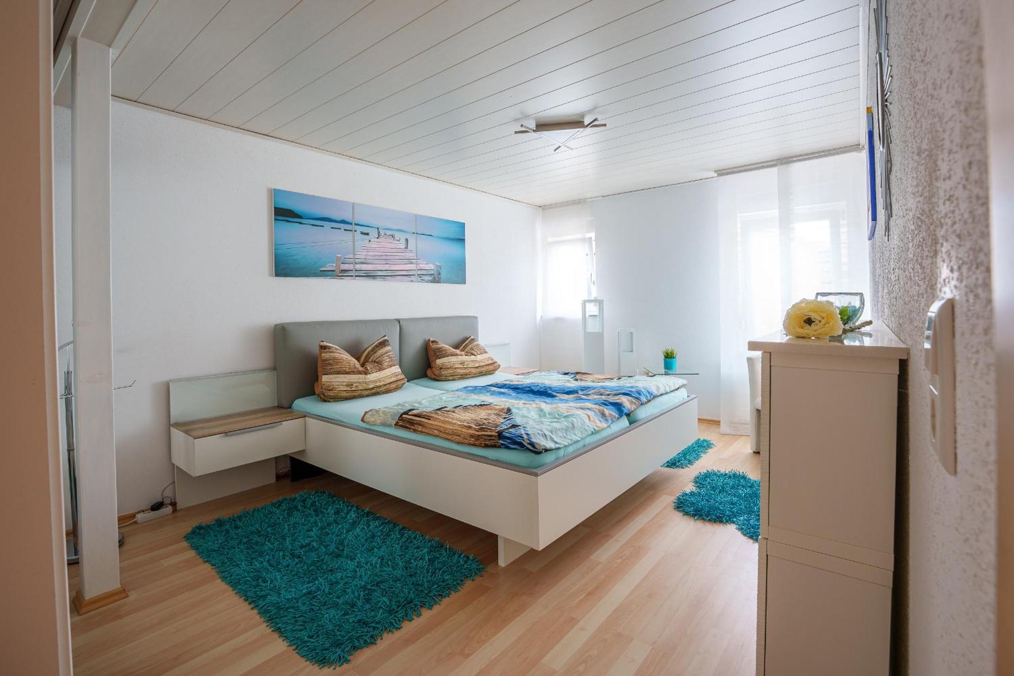 Wilhelm Appartements 100Qm Im Zentrum Brackenheim Naehe Tripsdrill Eksteriør bilde