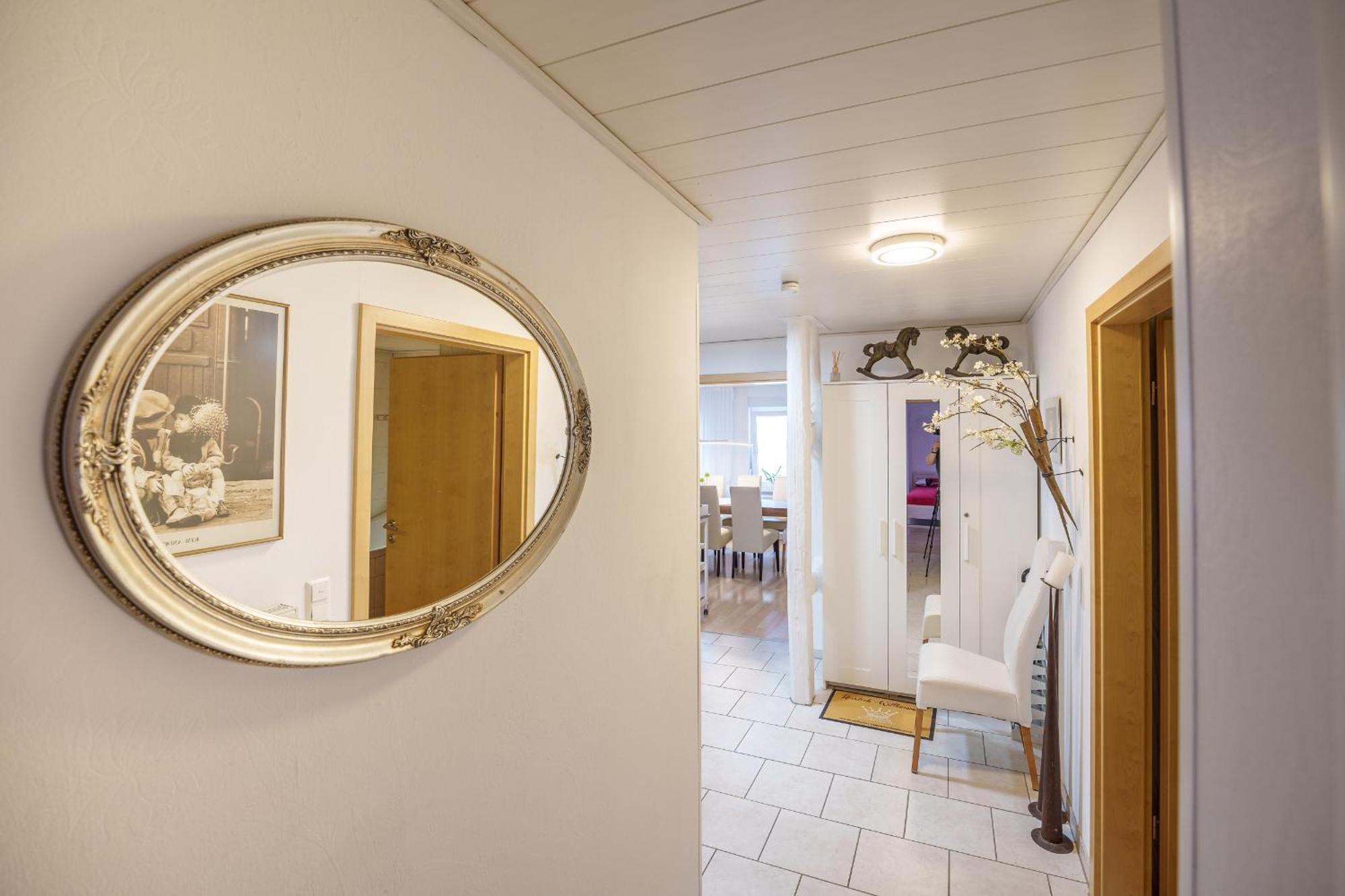 Wilhelm Appartements 100Qm Im Zentrum Brackenheim Naehe Tripsdrill Eksteriør bilde