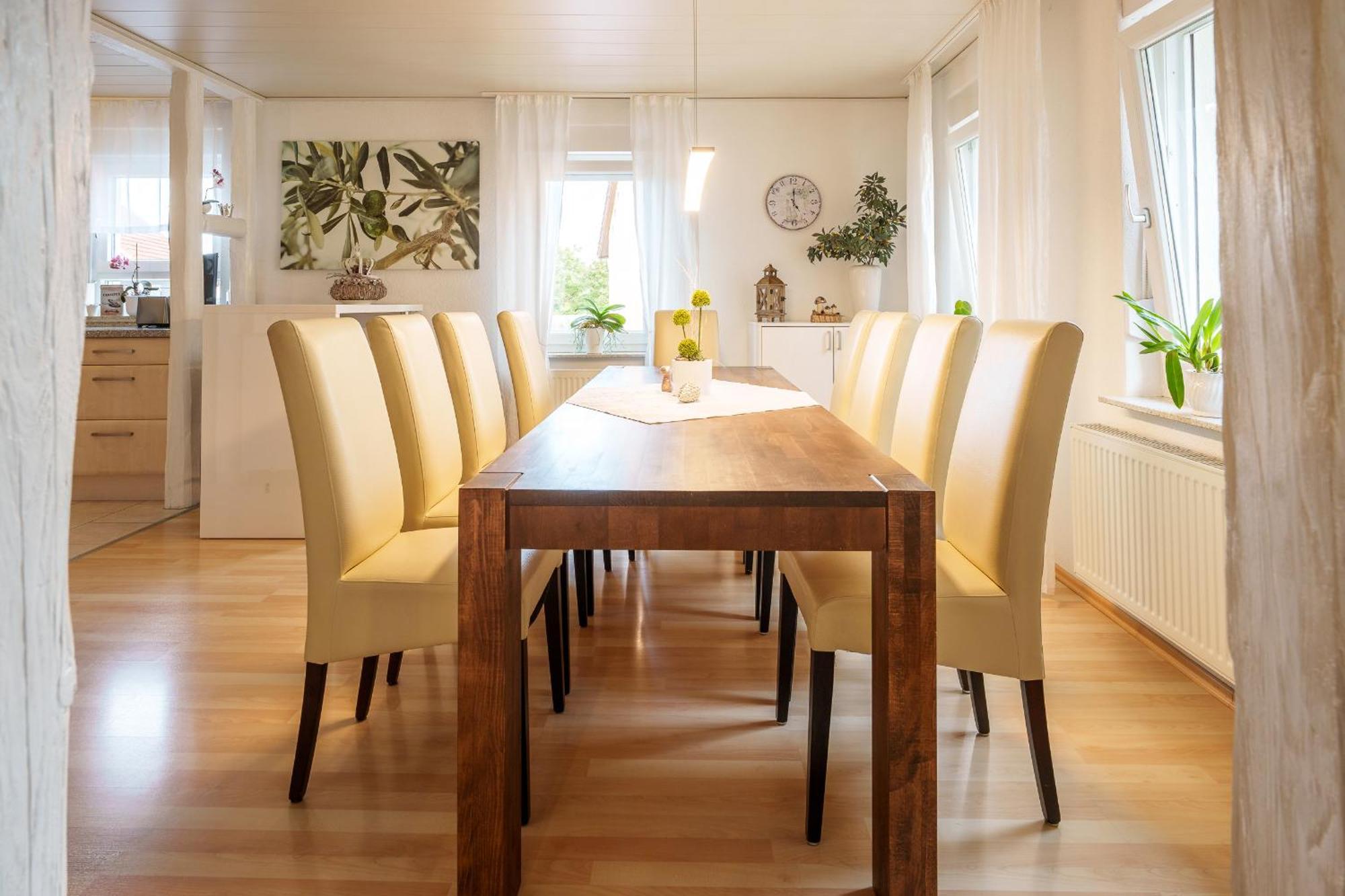 Wilhelm Appartements 100Qm Im Zentrum Brackenheim Naehe Tripsdrill Eksteriør bilde